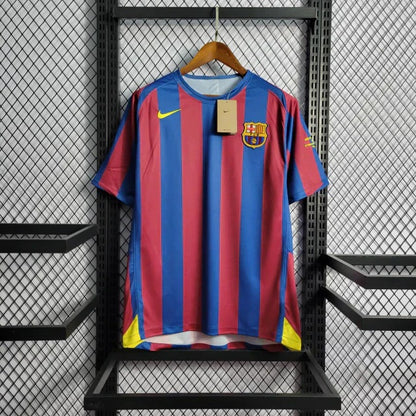 RONALDINHO #10 Barcelona Retro Jersey Home 2006/2007