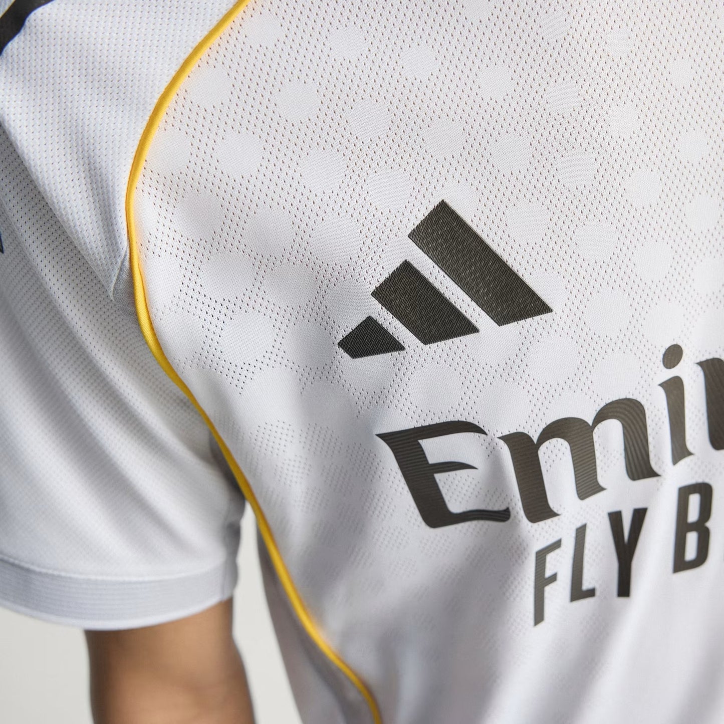 Real Madrid Player Jersey Home 2025/26