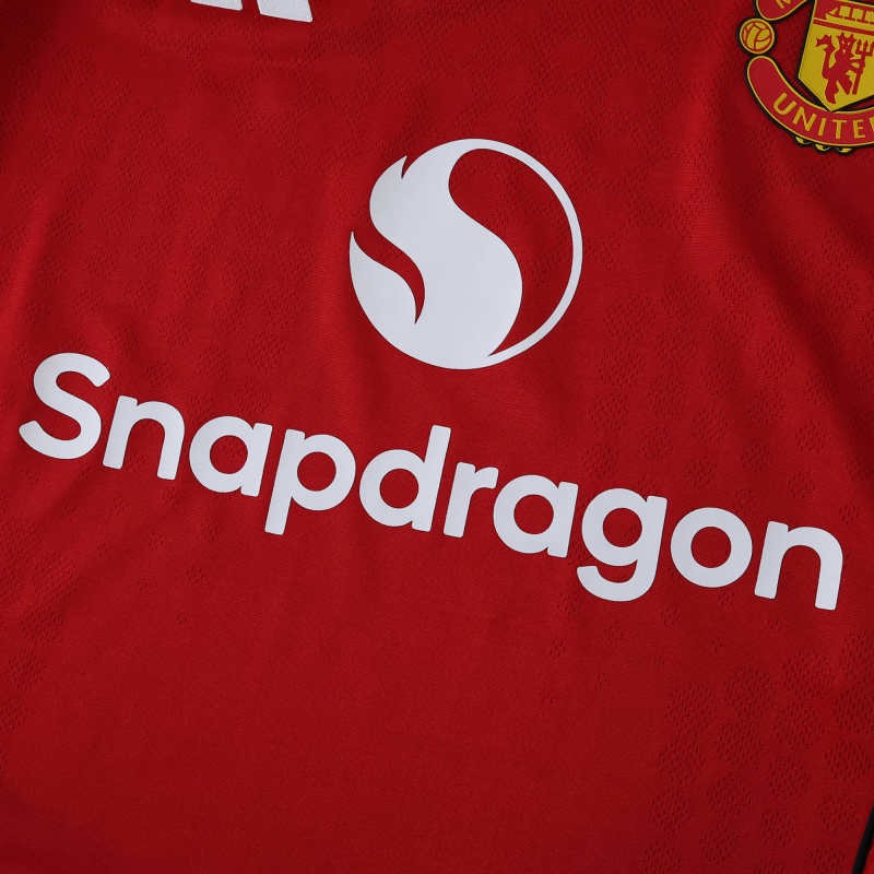Manchester United Player Jersey Home 2025/26